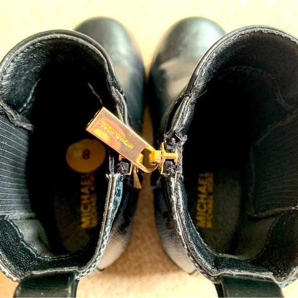 Michael Kors kids boots, size 8 - Picture 5 of 8